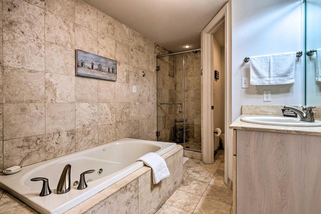 Sunny Beachfront Biloxi Condo With Resort Amenities! מראה חיצוני תמונה